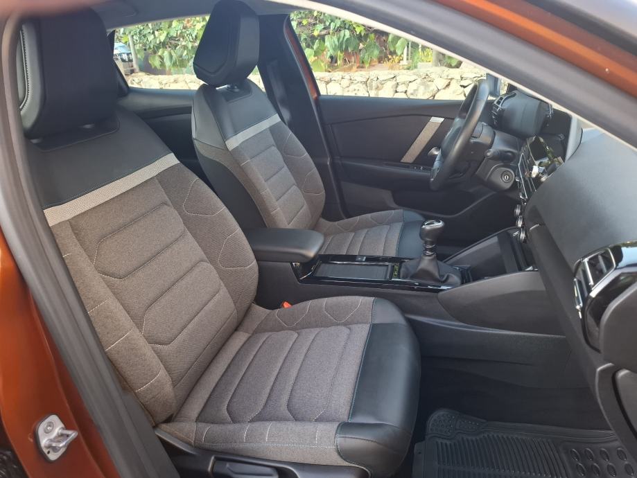 Citroën C4 1,2 , 130 ks, fotografija 12