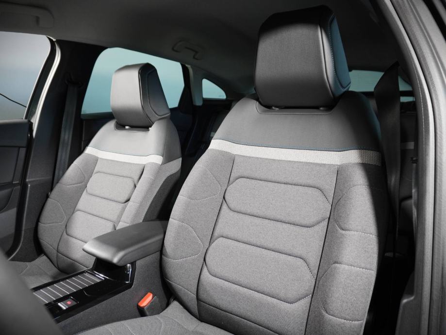 Citroën C4 1.2 PureTech 130 Plus Avt. 1.LAST+SLO+PRIKLOP+TOP, fotografija 15