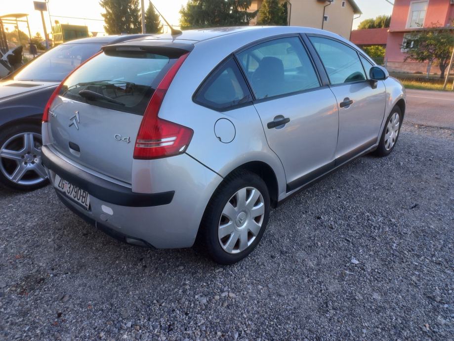 Citroën C4 1,4 i 16V X, fotografija 6
