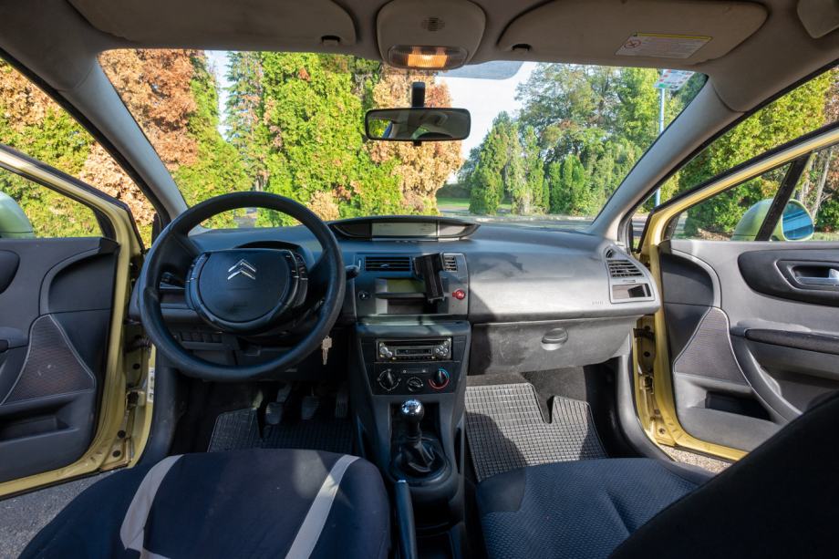Citroën C4 1,4 i 16V X, fotografija 15