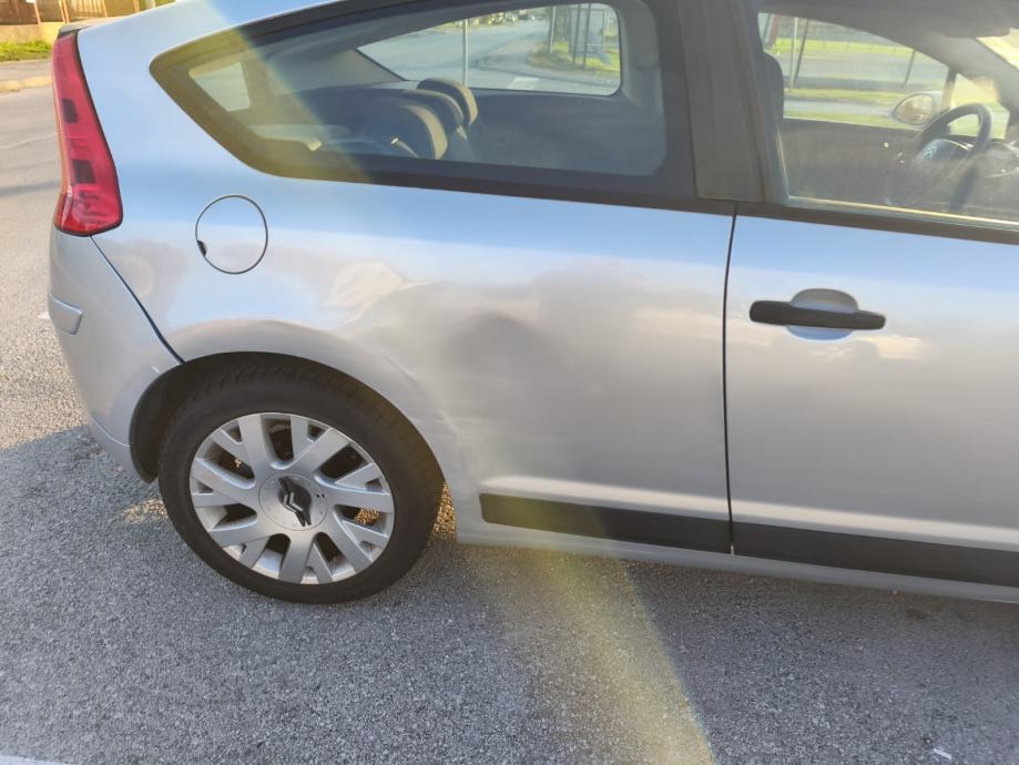 Citroën C4 1,6 i 16V, fotografija 5