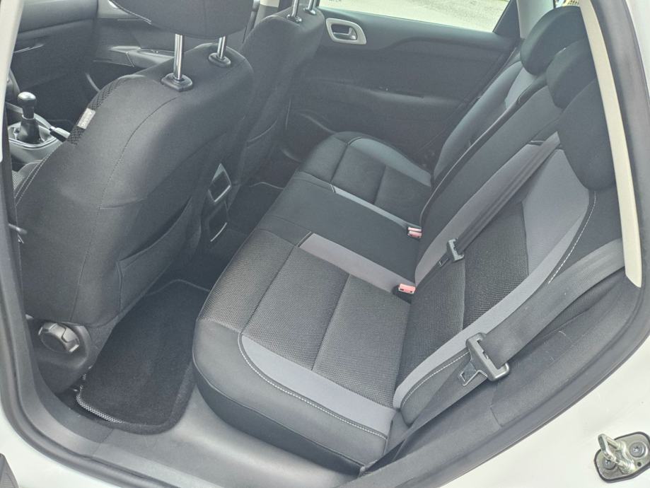 Citroën C4 1,6 BlueHDi 100 Feel,116000 km,ODLIČNO STANJE GARANCIJA!, fotografija 6