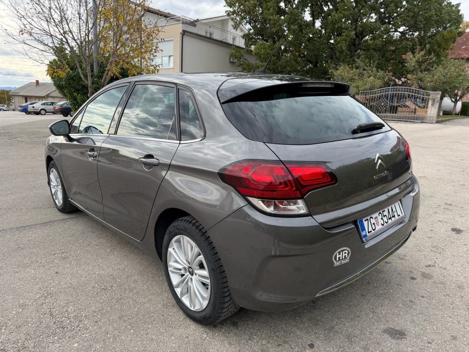 Citroën C4