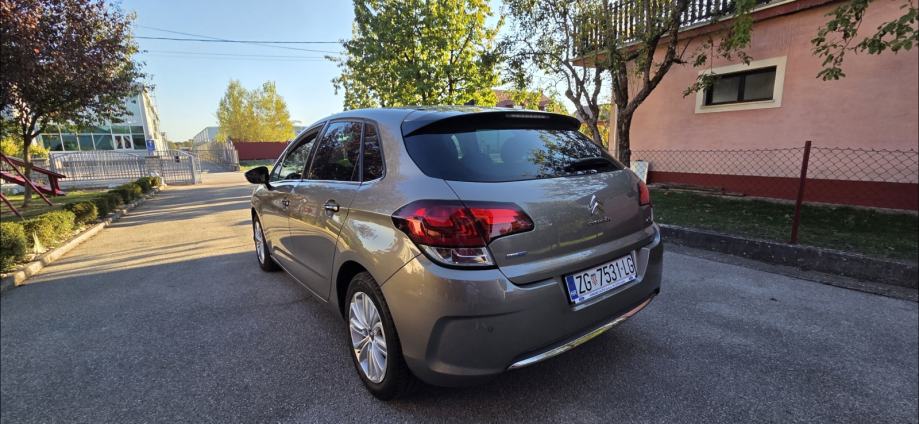Citroën C4 1,6 BlueHDi automatik, fotografija 4