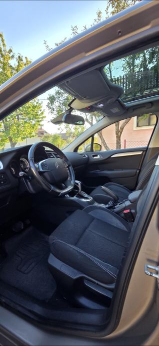 Citroën C4 1,6 BlueHDi automatik, fotografija 17