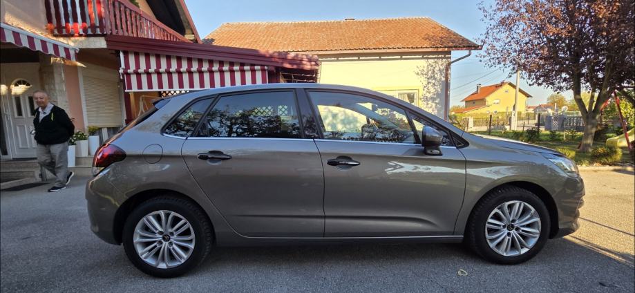 Citroën C4 1,6 BlueHDi automatik, fotografija 7