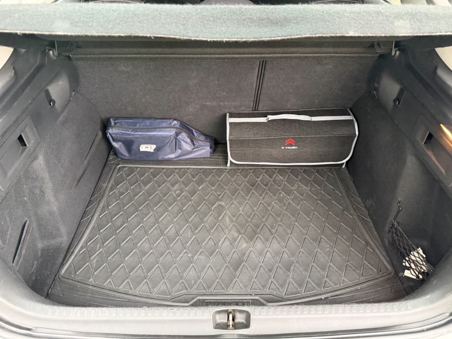 Citroën C4 1,6 BlueHDi, fotografija 16