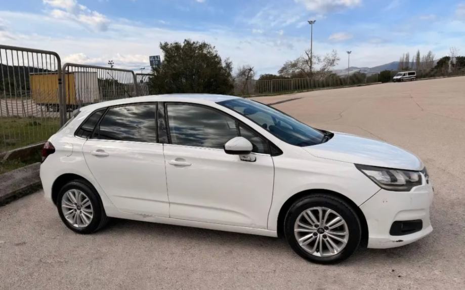 Citroën C4 1,6 BlueHDi, fotografija 5