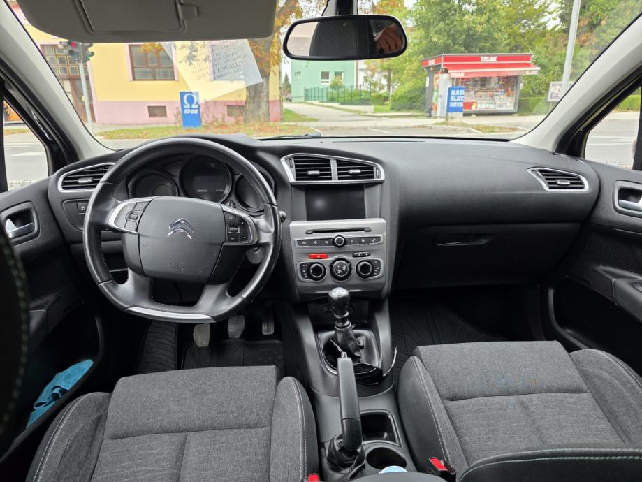 Citroën C4 1,6 BlueHDi, fotografija 12