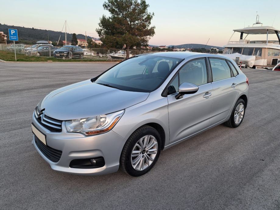 Citroën C4 1,6 HDi .84 kw *179-Tkm,**Ispis km,*Serv.knjiga*, fotografija 2