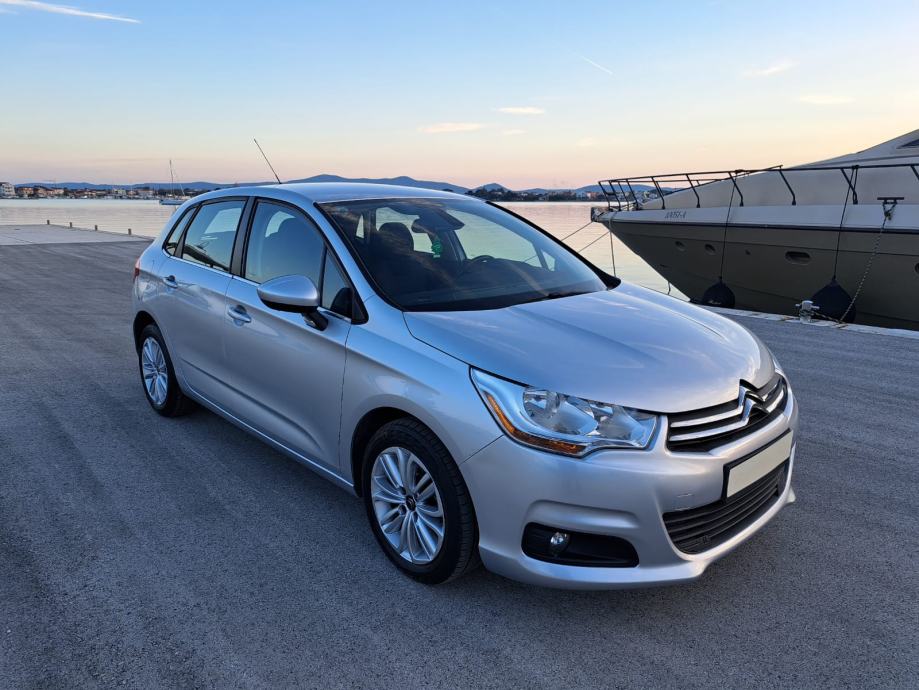 Citroën C4 1,6 HDi .84 kw *179-Tkm,**Ispis km,*Serv.knjiga*, fotografija 14