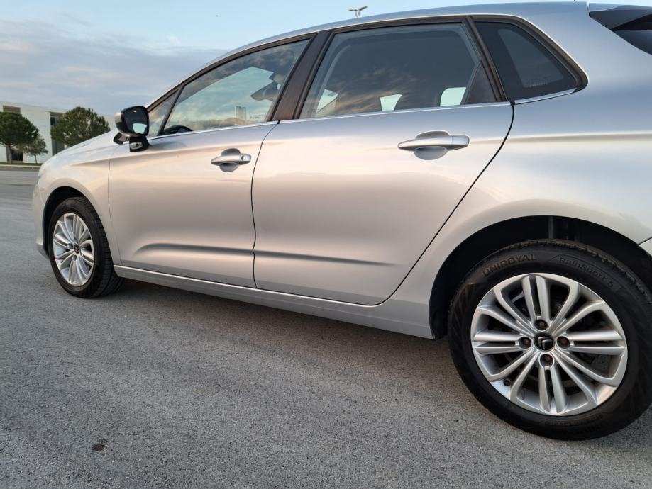 Citroën C4 1,6 HDi .84 kw *179-Tkm,**Ispis km,*Serv.knjiga*, fotografija 19