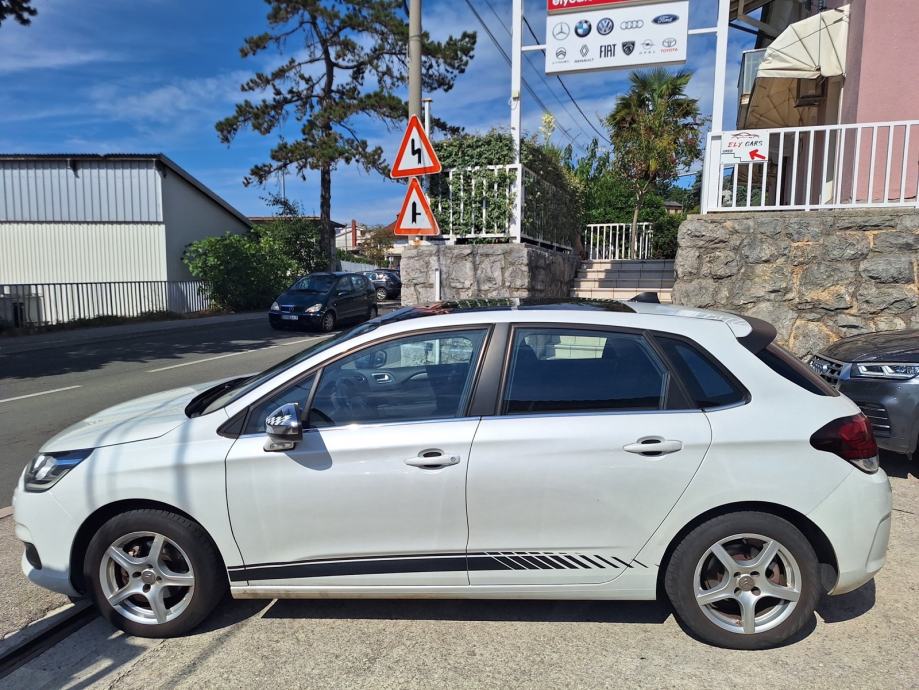 Citroën C4 1,6 HDi 120 KS Euro6 PANORAMSKI KROV‼️REG.07/27, fotografija 7