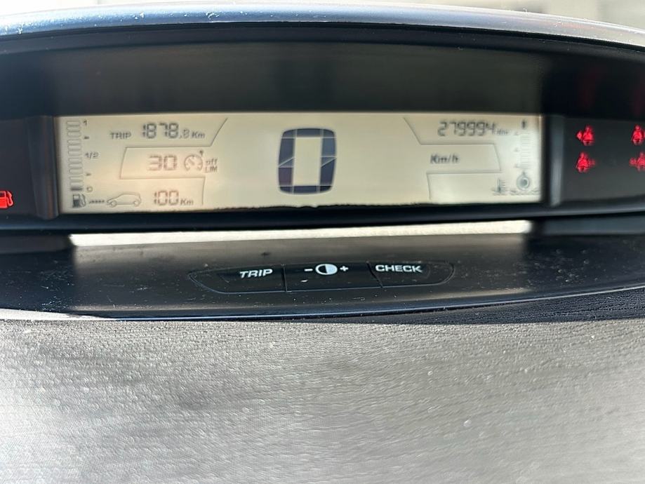 Citroën C4 1,6 HDi 16V SX, fotografija 10