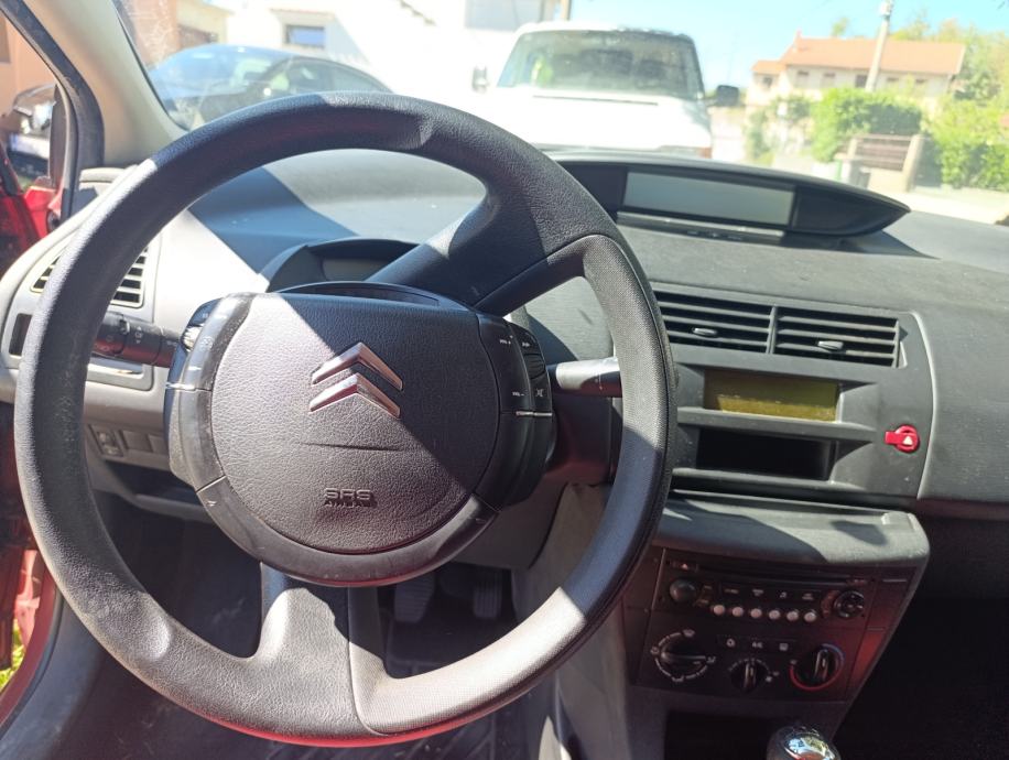 Citroën C4 1,6 HDi 16V SX, fotografija 7