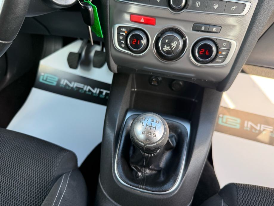 Citroën C4 1,6 HDi NAVI, ALU, GRIJANJE SJEDALA, LED, REG: 08/27, fotografija 16
