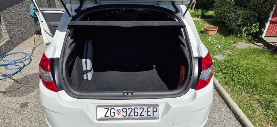 Citroën C4 1,6 HDi, fotografija 12