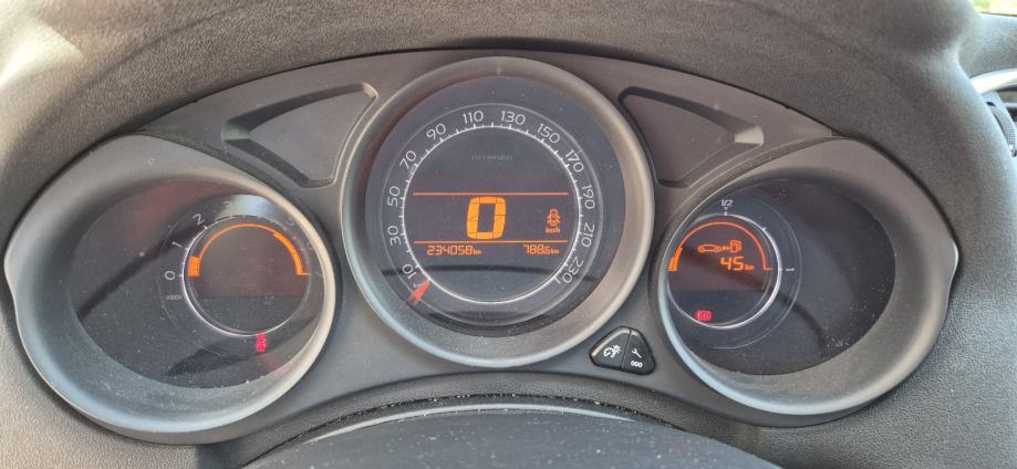 Citroën C4 1,6 HDi, fotografija 14