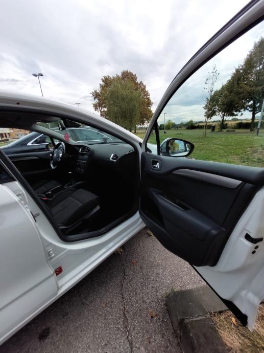 Citroën C4 1,6 HDi, fotografija 7