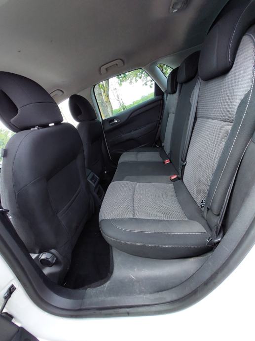 Citroën C4 1,6 HDi, fotografija 8