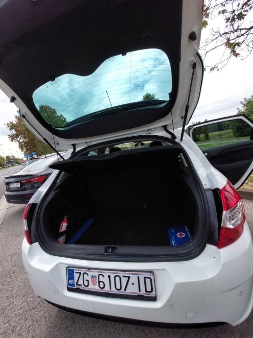 Citroën C4 1,6 HDi, fotografija 10