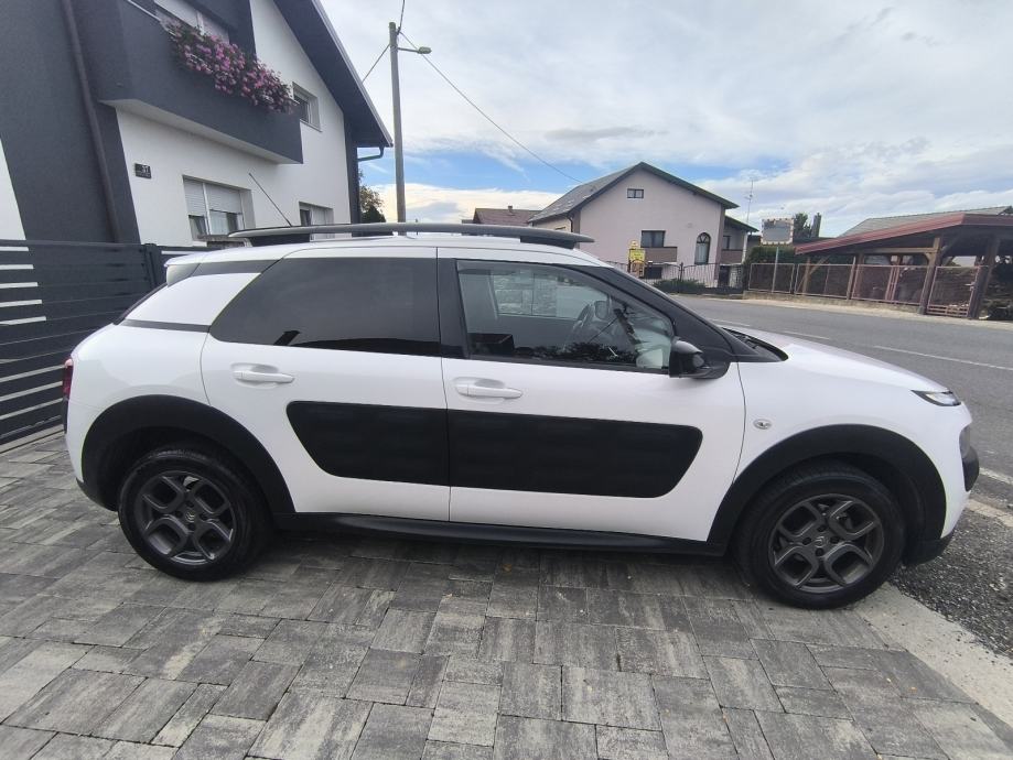 Citroën C4 Cactus 1,2 - Zamjena, fotografija 6