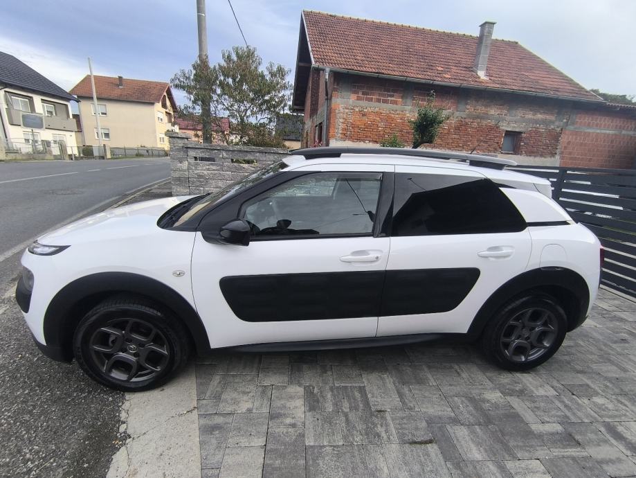 Citroën C4 Cactus 1,2 - Zamjena, fotografija 2