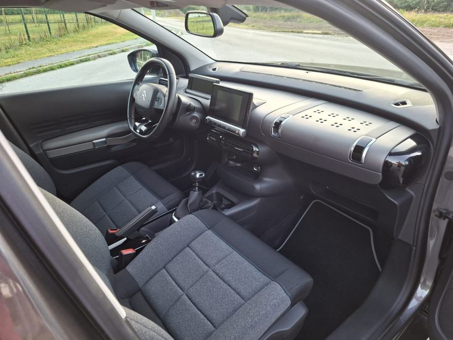 Citroën C4 Cactus BlueHDi, fotografija 11
