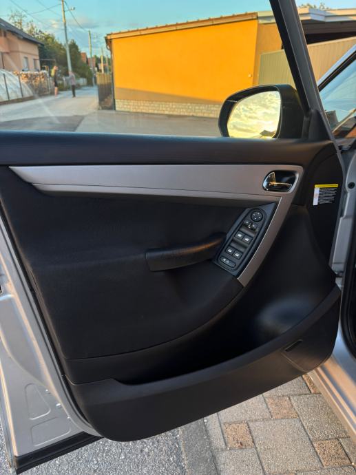 Citroën C4 Grand Picasso 1.6 e-HDi -AUTOMAT F1-7 SJEDALA - NAVI -NOVO!, fotografija 12