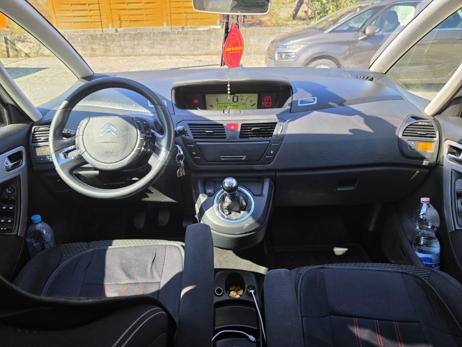 Citroën C4 Grand Picasso 1,6 HDi 7 SJEDALA REG DO 03/27 ODLIČNO STANJE, fotografija 10