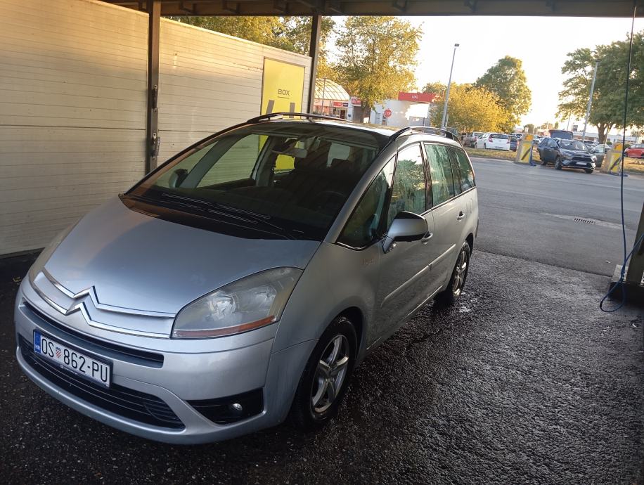 Citroën C4 Grand Picasso 1,6 HDi 7sijedala, fotografija 3