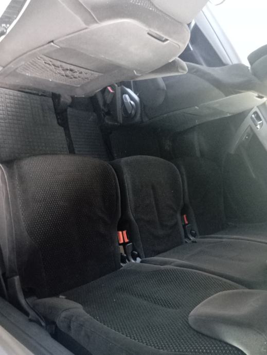 Citroën C4 Grand Picasso 1,6 HDi 7sijedala, fotografija 4