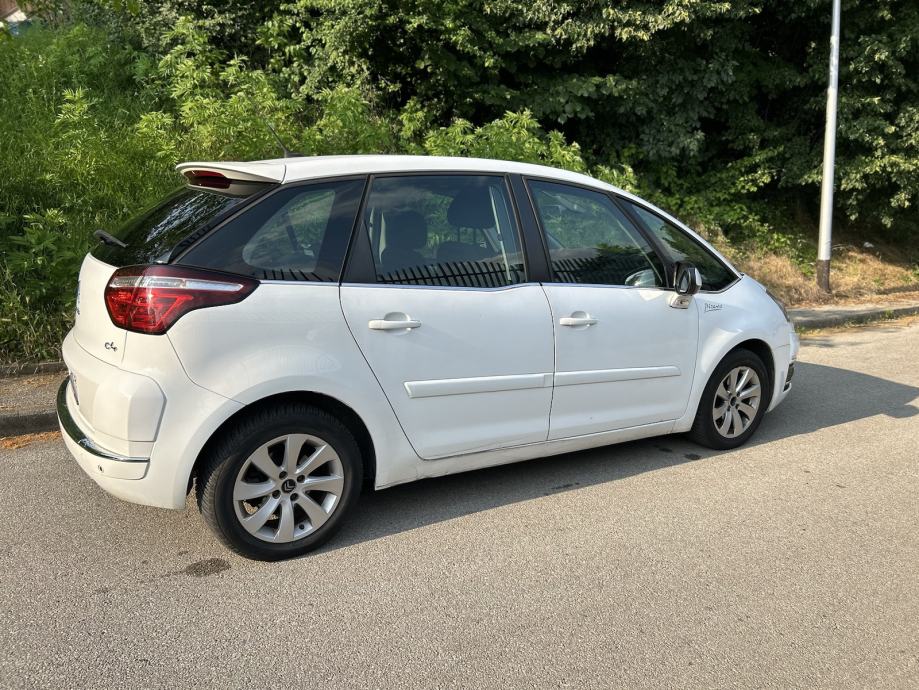 Citroen C4 Grand Picasso Automatik Ruckelt Beim Anfahren Citroën C4 Picasso 1,6 HDi automatik, 2012 god.