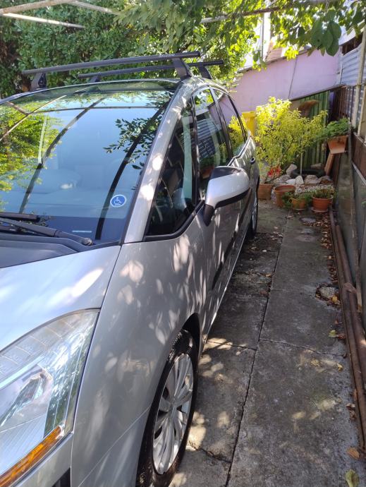 Citroën C4 Picasso 1.8 Adriatic + PLIN, 1. vlasnik, garažiran, reg. 03, fotografija 2