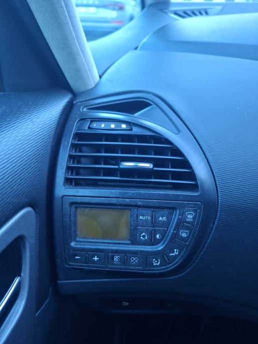 Citroën C4 Picasso 1,8 i 16V, fotografija 9