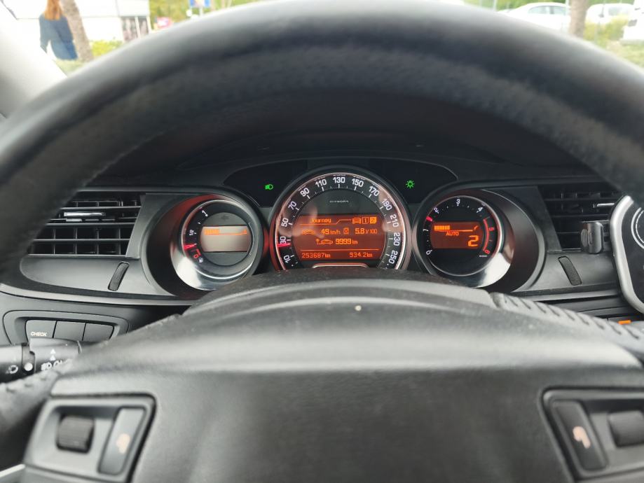 Citroën C5 1,6 e-HDi automatik, fotografija 7