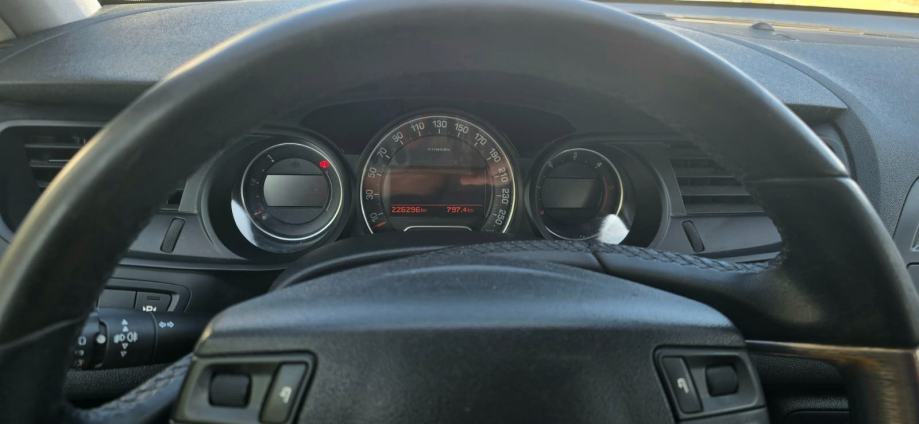 Citroën C5 2,0 HDi Exclusive, fotografija 9