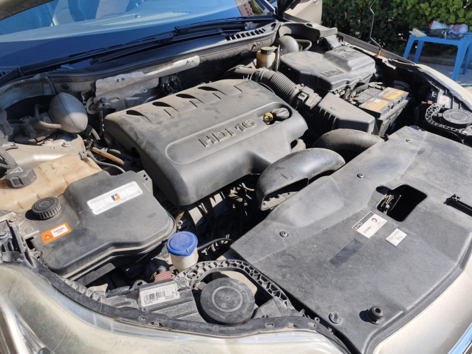 Citroën C5 2,0 HDi, fotografija 15