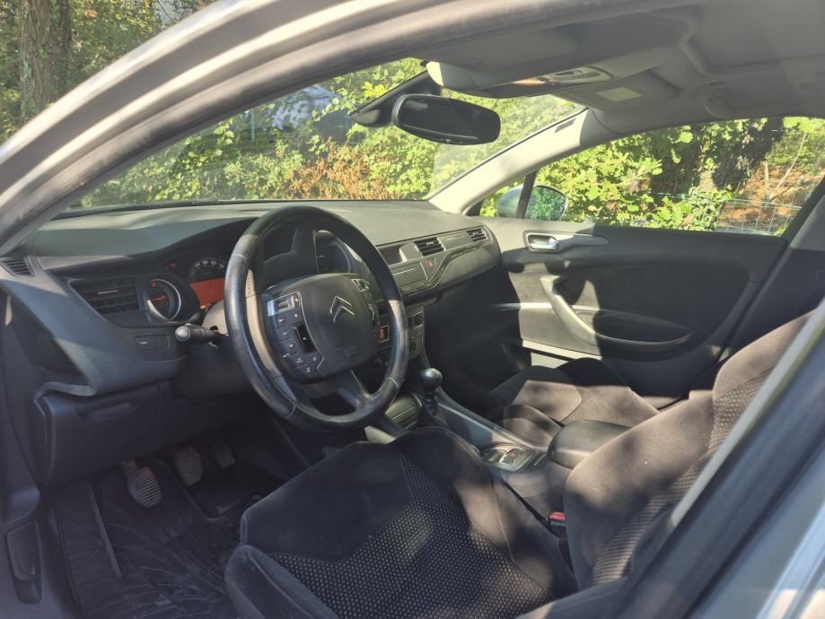 Citroën C5 2,0 HDi, fotografija 12