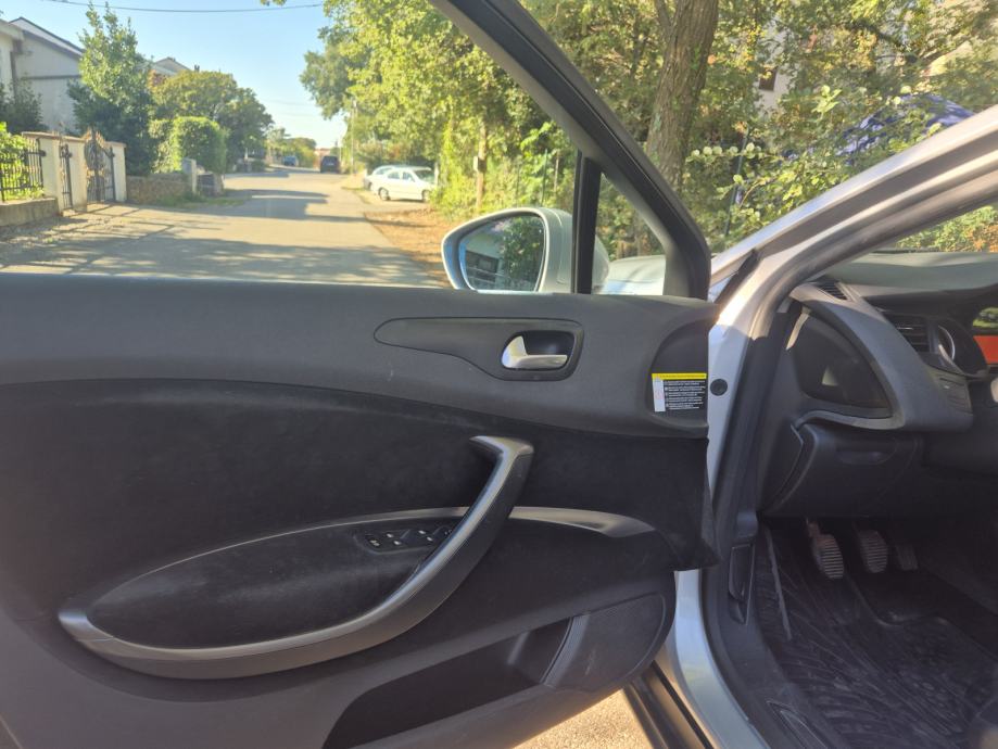 Citroën C5 2,0 HDi, fotografija 10