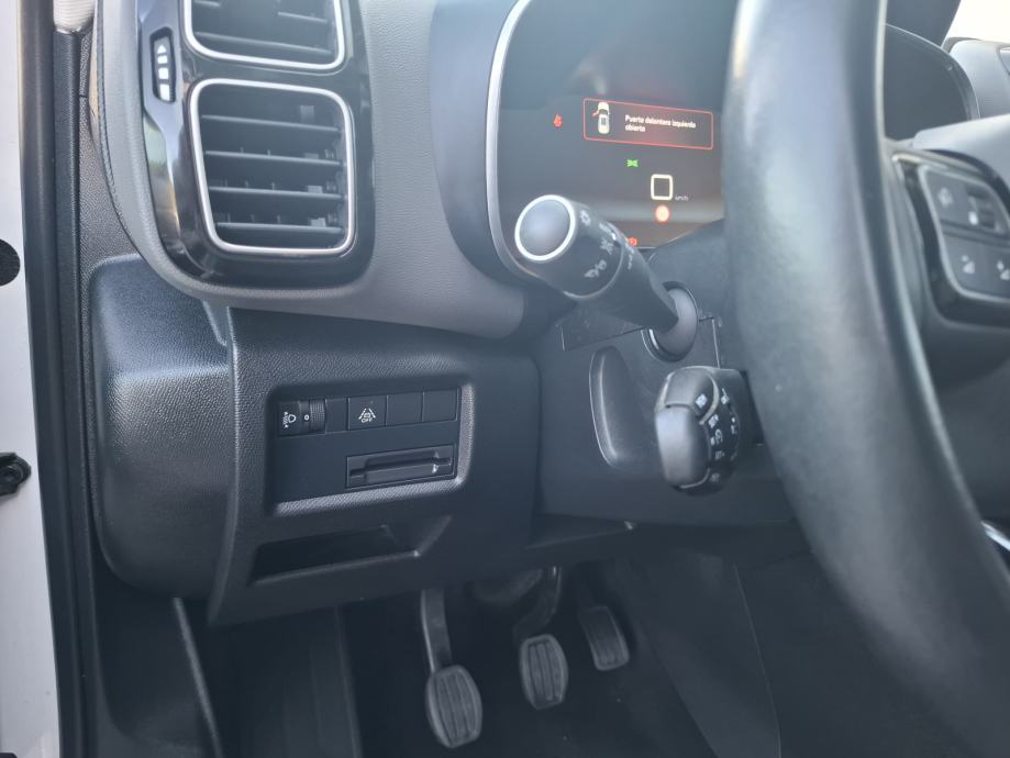 Citroën C5 Aircross 1.2 PureTech 130 Shine - MENJAN JERMEN - ODLIČEN, fotografija 12