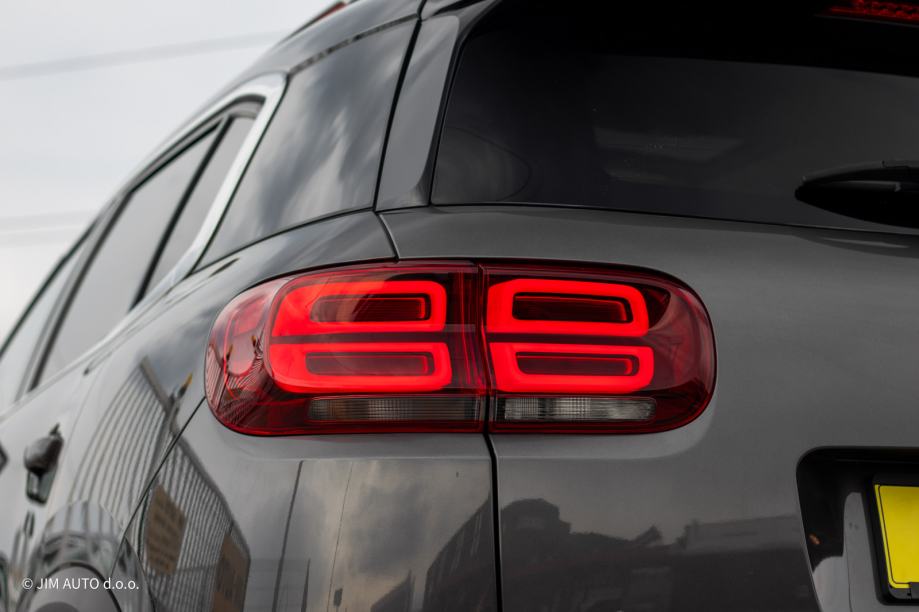 Citroën C5 Aircross 2.0 HDi 180ks Panorama, Adaptivni, 19" felge, fotografija 10