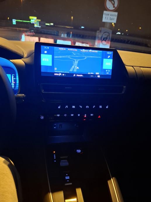 Citroën C5 Aircross PHEV 225 automatik, fotografija 4