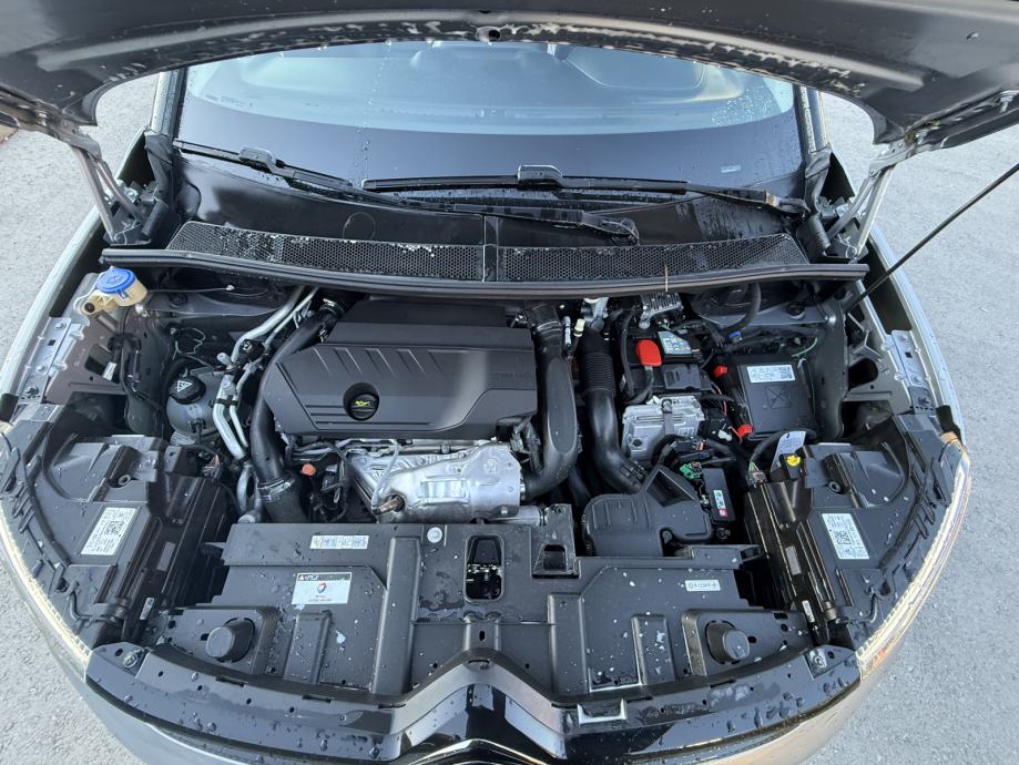 Citroën C5 Aircross HYBRID 225 KS automatik, fotografija 9