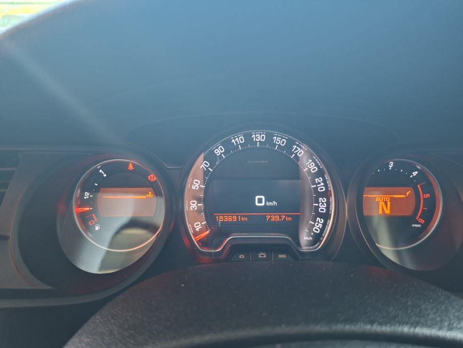 Citroën C5 Break 1,6 e-HDi BMP6 automatik SPACETOURER REGISTRACIJA 1 G, fotografija 17