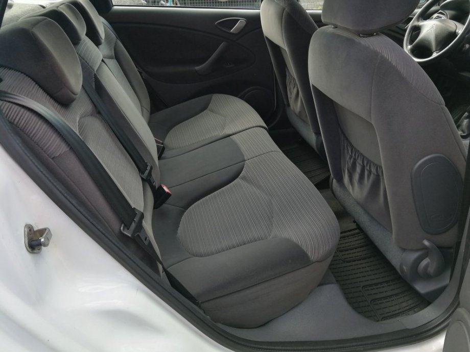 Citroën C5 Break 1,6 HDI SX, fotografija 12