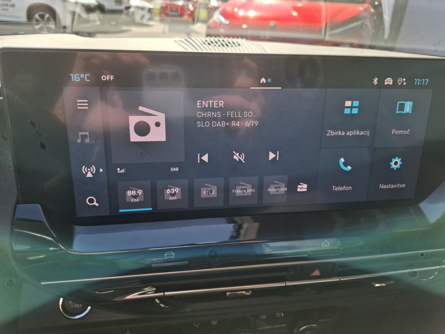 Citroën C5X 1.2 PURETECH SHINE - ODLIČEN - POTRJENA SERVISNA, fotografija 18