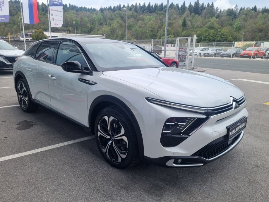 Citroën C5X 1.6 PHEV SHINE PACK - POTRJENA SERVISNA - ODLIČEN, fotografija 3