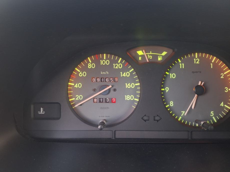Citroën Saxo 1,0 i A NOVOREGISTRIRAN samo 91.000km., fotografija 10