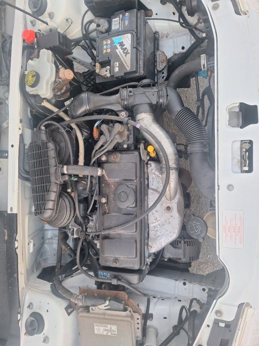 Citroën Saxo 1,0 i A NOVOREGISTRIRAN samo 91.000km., fotografija 15
